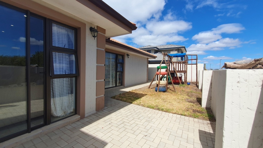 3 Bedroom Property for Sale in Dana Bay Western Cape